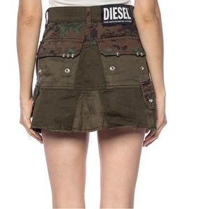 Diesel Green Camo Studded Mini Skirt/Barely Worn/size 26